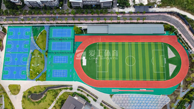 四川省都江堰萬匯學(xué)校